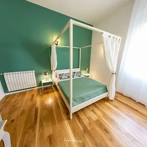Bed and breakfast Via Roma 315 **